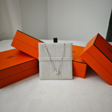 Hermes Mini Pop H Pendant