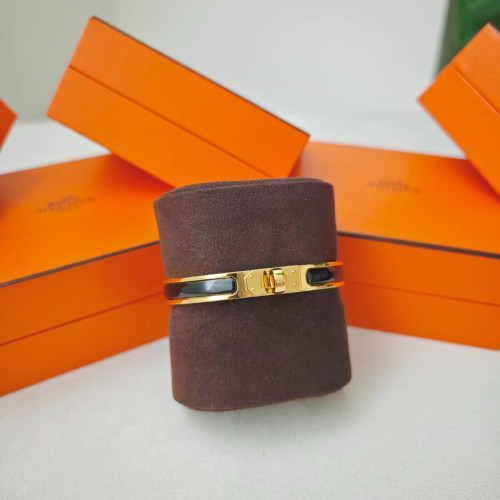 Hermes Mini Clic Kelly Bracelet